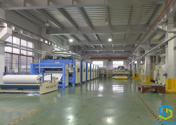 ISO τρία στρώματα τρυπημένου με διατρητική μηχανή βελόνα αισθητού υφάσματος για το φίλτρο σκόνης